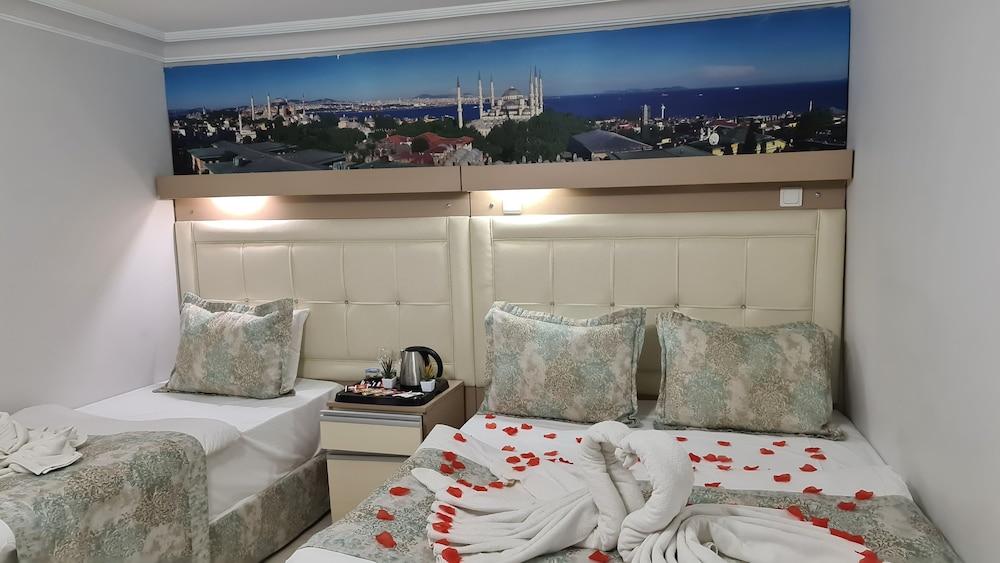 Oceans 7 Hotel Istanbul Exterior foto
